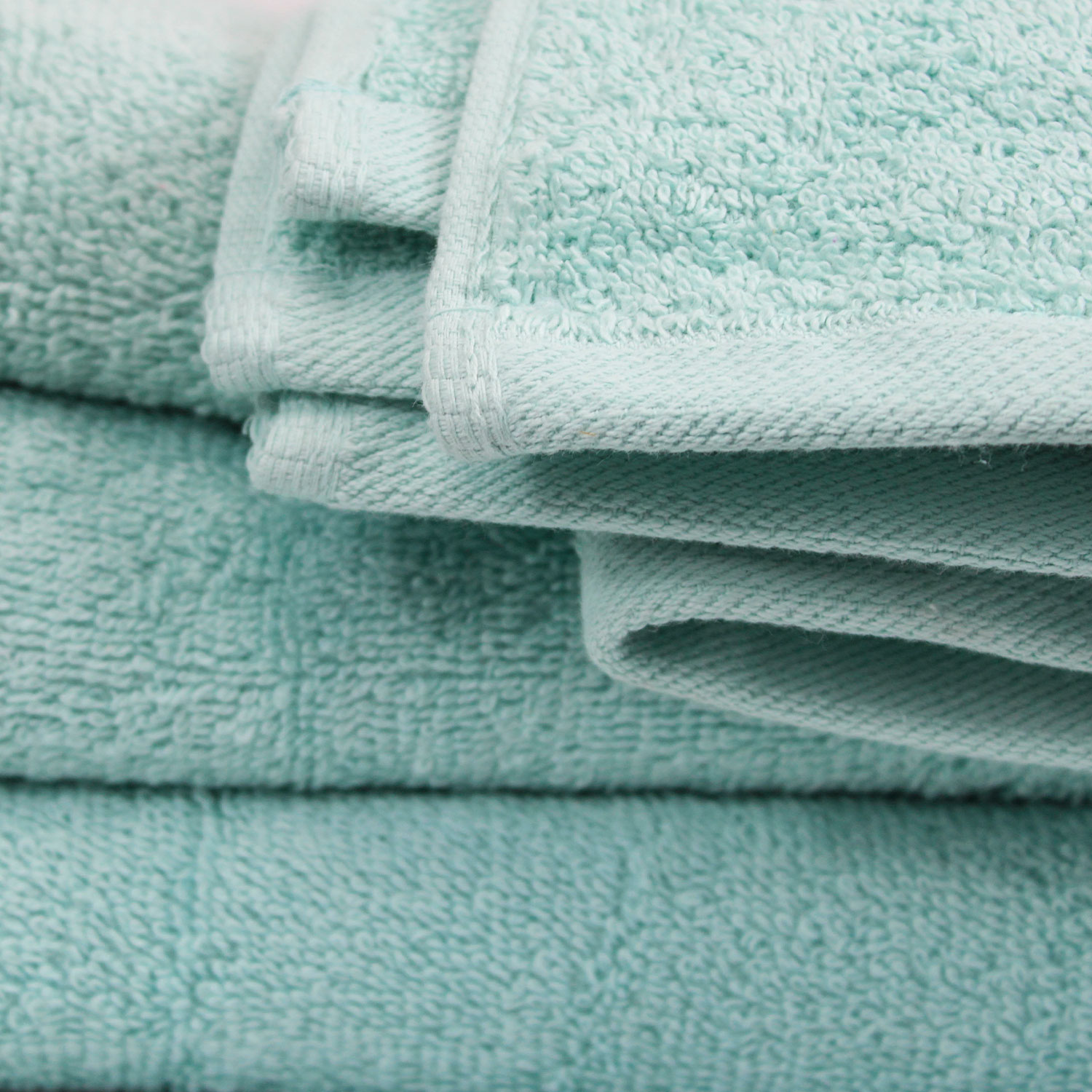 Closeup of 27x52 Aqua Bath Towel