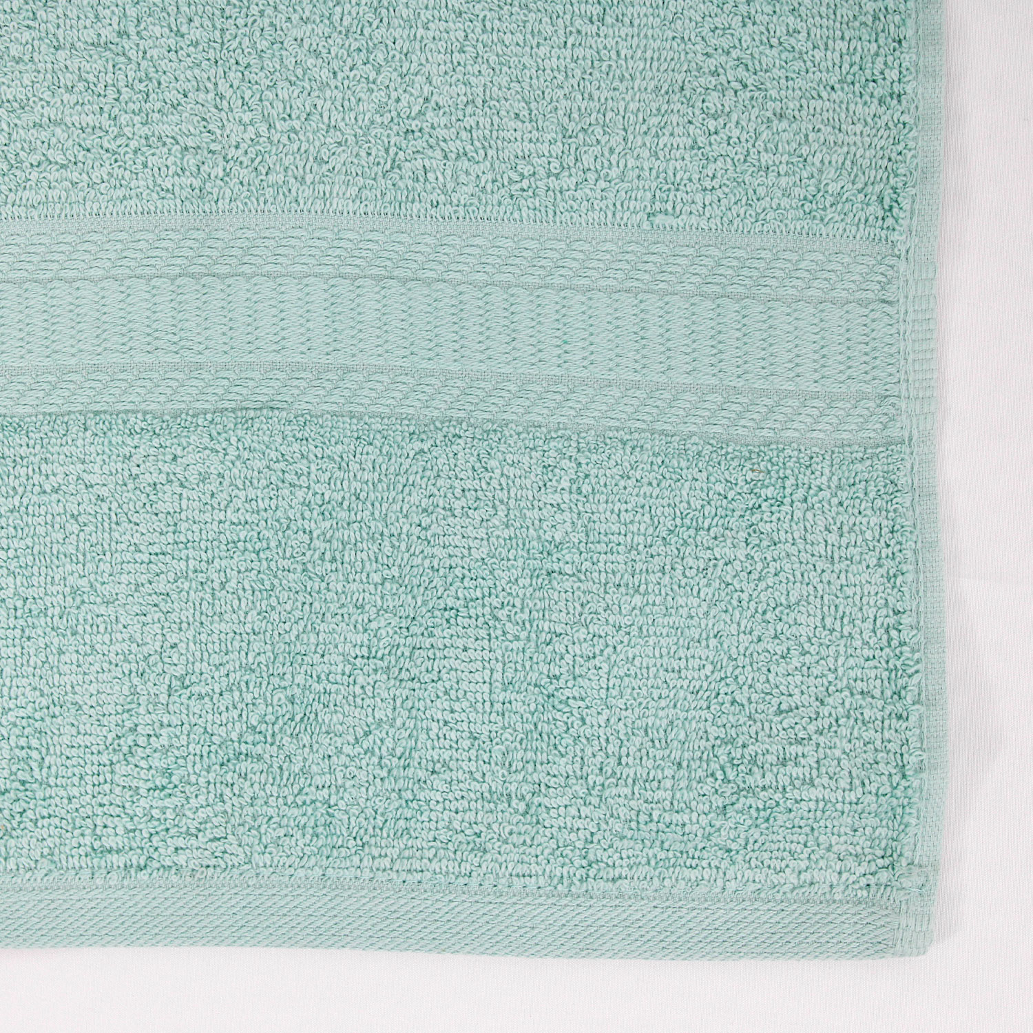 Closeup of 27x52 Aqua Bath Towel